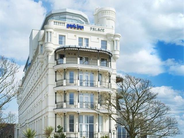 Park Inn By Radisson Palace Southend-on-Sea Exterior foto